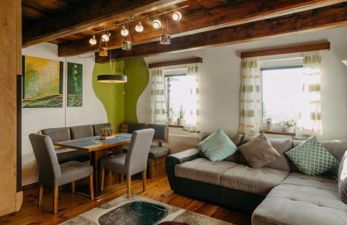 Rechnitz House | Kellerstöckl Rosalie