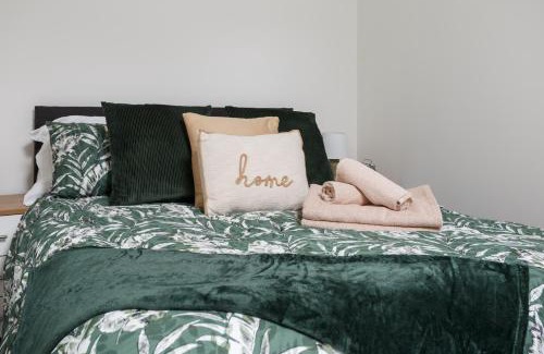 Bradford Apartment | Kemara Apartments - Stunning 2 Bedroom Duplex Apartment