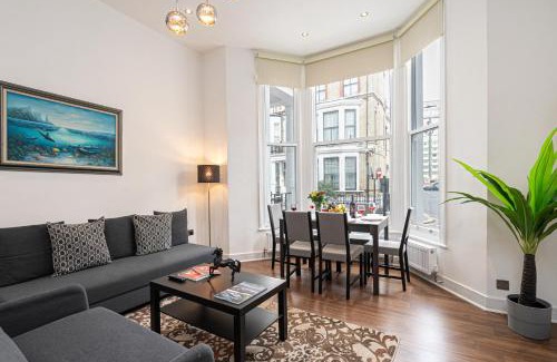 Royal Borough of Kensington and Chelsea Apartment | Kensington Residence