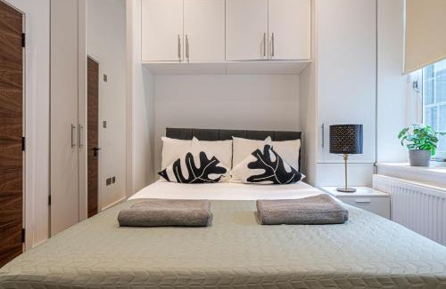Royal Borough of Kensington and Chelsea Apartment | Kensington Residence