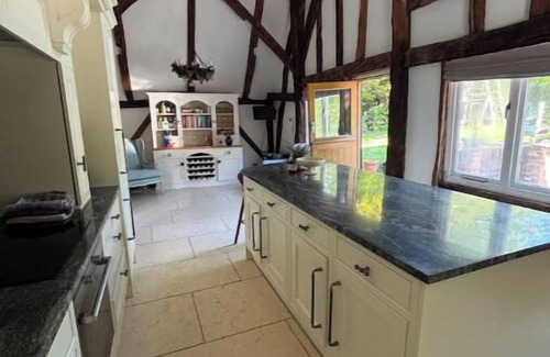 Sheldwich House | Kent barn private pool, hot tub & kids play area