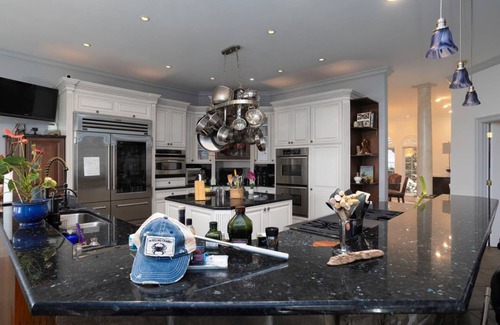 Stevensville House | Kent Island Waterfront | Pub | Outdoor Dining | Stunning View