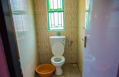 Jinja Hotel | Kenthill Guest House