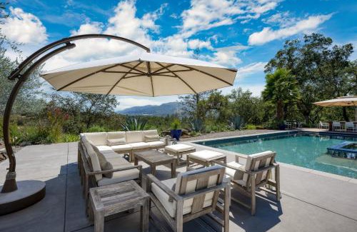 Kenwood House | Kenwood Vista by AvantStay 7acres w Pool Fire Pit Vineyard Views
