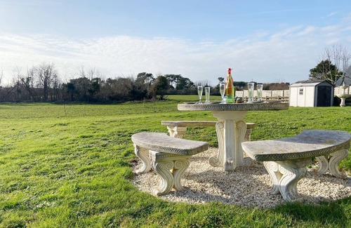 Plouharnel Ski Chalet | KERBACHIQUE - House with garden for holiday rental in Plouharnel, South Morbihan - C89