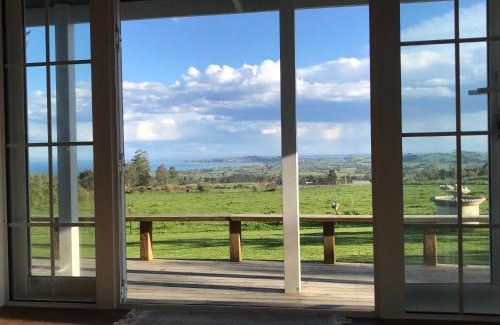 Kaikoura House | Kereru Cottage