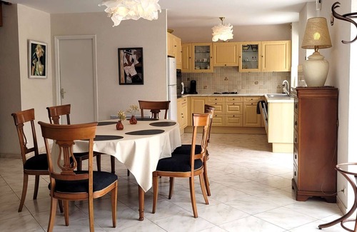 Arzon House | Kerners house for six people to rent with garden