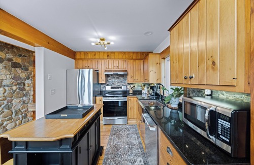Town of Jerusalem House | Keuka Vines Peace of Mind