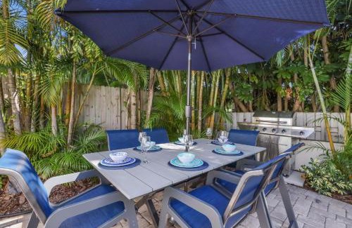 Holmes Beach House | Key Largo Cottage