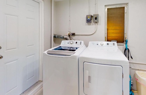 Roberta Heights House | Key Lime Cove