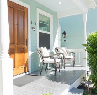 Old Town House | Key West Light Suite