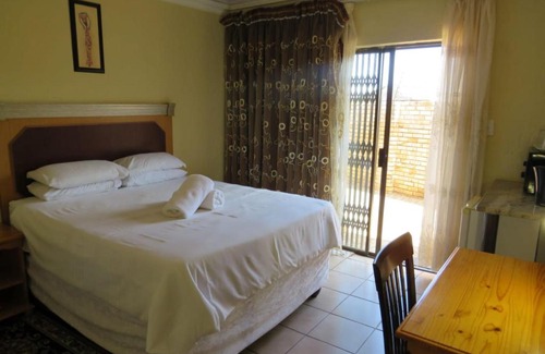 Alabama Bed & Breakfast | Kgatholoha Guest House