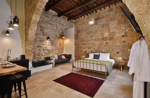 Acre Old City Apartment | Khan el Umdan luxury suites