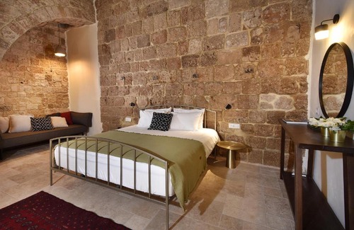 Acre Old City Apartment | Khan el Umdan luxury suites