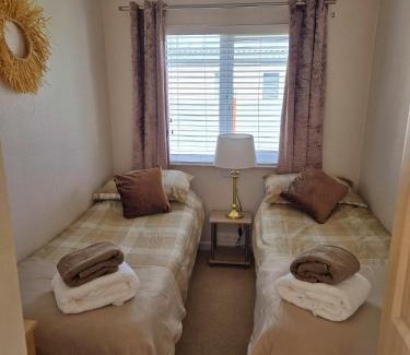 Morpeth Other | Khans Cabin