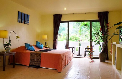 Khuekkhak Hotel | Khaolak Palm Hill Resort