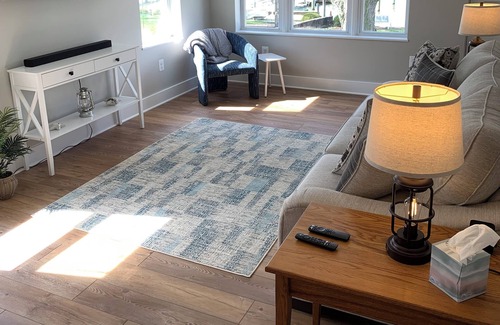 Essex House | Kick back & relax on the water in a fully renovated private 2 story home!