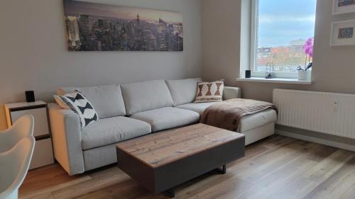 Schreventeich Apartment | Kiel, renovierte Innenstadtwohnung, 24h Check-in, 2 kostenlose Fahrräder