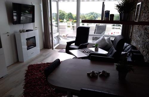 Schilksee Apartment | Kiel - Schilksee Ferienwohnung Kasing inkl WLAN bezogene Betten und Handtücher