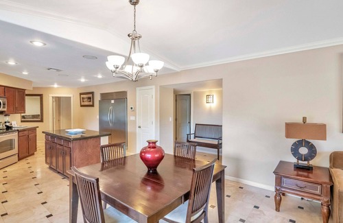 La Paz At Desert Springs House | Kierland Home with Heated Pool & Hot tub
