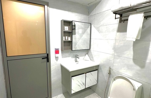 Dar es Salaam Hotel | Kijichi Gateway Hotel