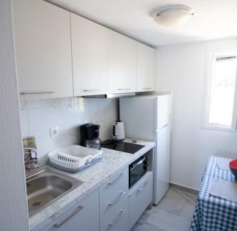 Drios Apartment | Kikis dream refurbished apartment with a bacony and sea views