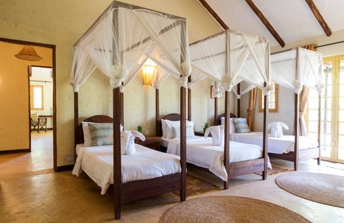Arusha Cabin | Kili Villa