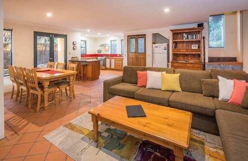 Gnarabup House | Kilifi Beach House - Your Margaret River Home.