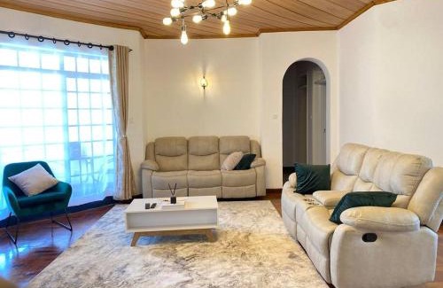Kilimani Apartment | Kilimanis Stylish Retreat-Near Malls, Restaurants and hotels