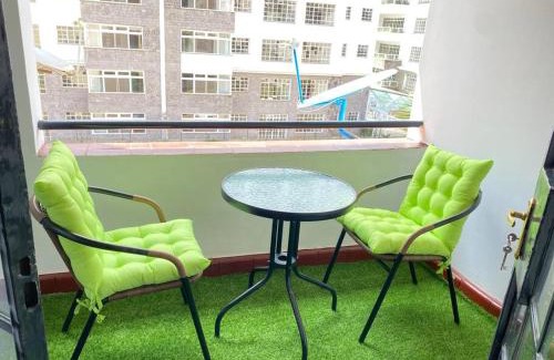 Kilimani Apartment | Kilimanis Stylish Retreat-Near Malls, Restaurants and hotels