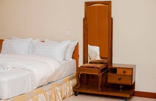 Moshi Hotel | Kilimanjaro Crane Hotel