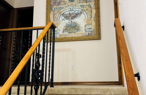 Town Of Blake House | King bed Executive Home, Daytona Beach: Minutes to Beach Speedway