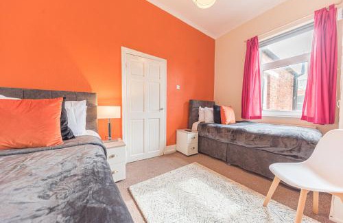 Barrow-in-Furness House | *KING BED* LUXURY CITY CENTRE HOUSE