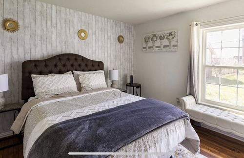 Cedar Crest House | king beds! And a queen Close to Downtown Dallas!