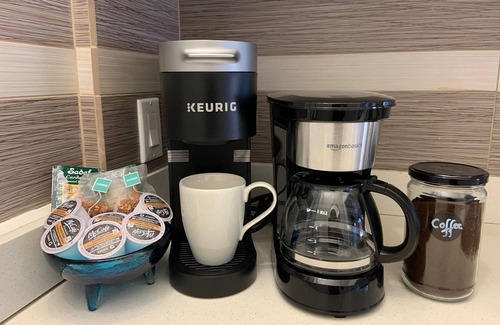 Edgemont House | King Garden Suite 20 min to downtown - Pet OK
