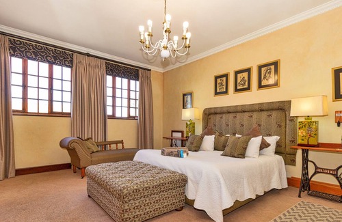 Port Elizabeth Central House | King George's Guest House