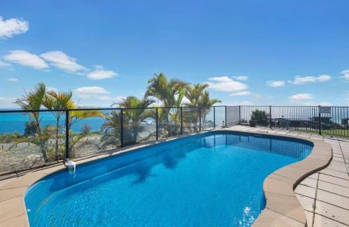 Brisbane Waterfront House | King Of The Hill