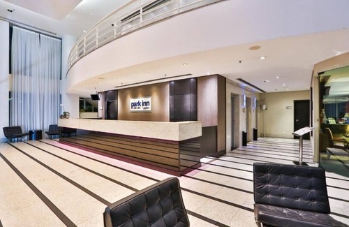Brooklin Novo Apartment | King Room - Radisson Berrini