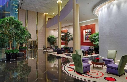 Herndon Apartment | King Room Near Hilton Gift Shop WDC