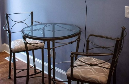 Mint Hill Bed & Breakfast | King size bed on quiet wooded property, near 485