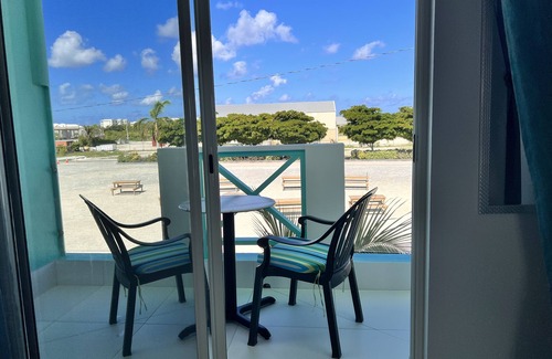Grace Bay Apartment | King Size Bedroom - TheSuites@MrGroupers