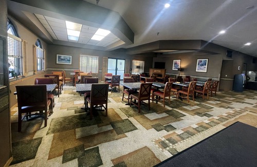 Eagan House | King Suite Living Room Non-Smoking