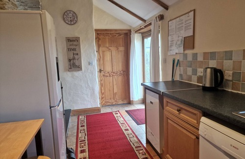 Whitland Cottage | Kingfisher Cottage