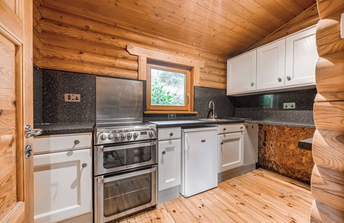 Bedford Cabin | Kingfisher Lodge and mooring on the River Ouse