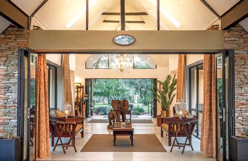 Thorny Bush Game Reserve House | Kings Camp