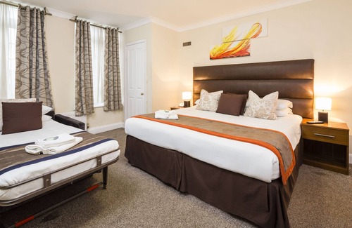 Kingsbury Bed & Breakfast | Kingsland Hotel