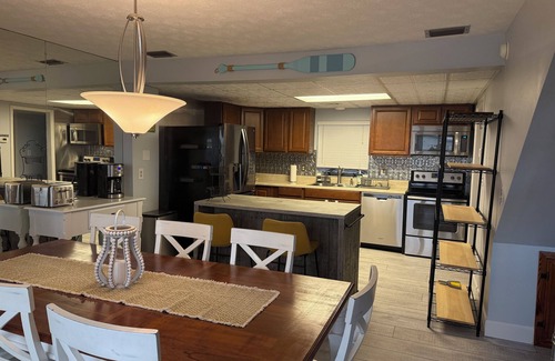 Starke House | KINGSLEY LAKE! MOST BEAUTIFUL LAKE in Florida! Dock 115💦 -added Queen bed!