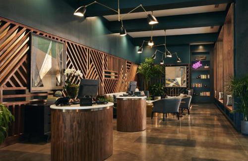 Downtown Chattanooga Hotel | Kinley Chattanooga Southside, a Tribute Portfolio Hotel