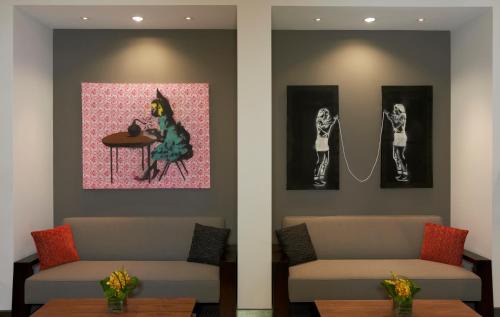 Downtown Chicago Hotel | Kinzie Hotel
