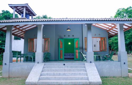 Sevanagala Apartment | Kiriibbanara Lake Chalet